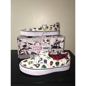 Boys Marvel Vans (Big Kids)